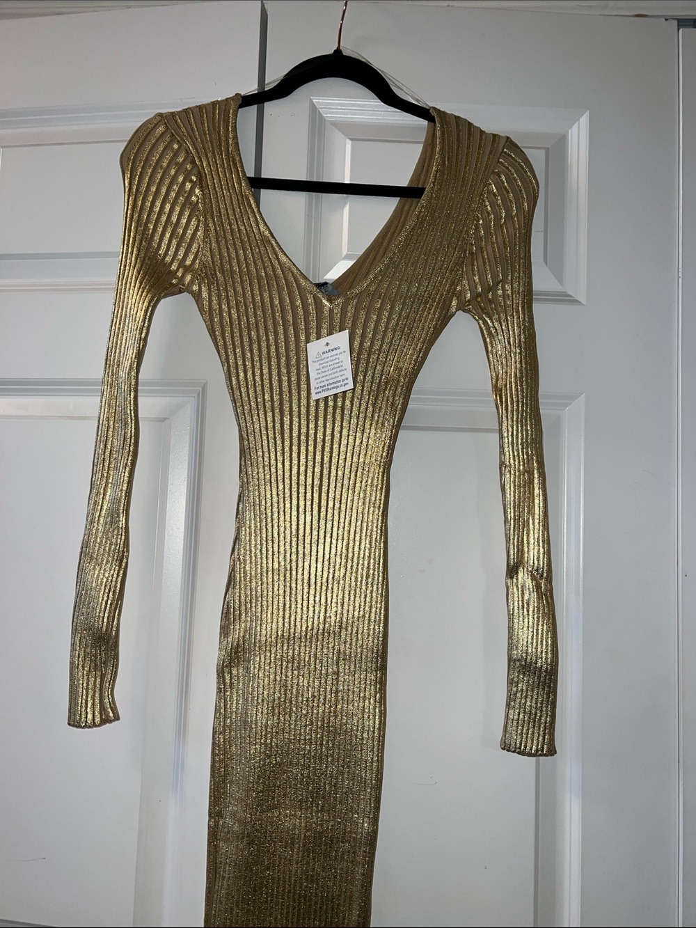 AKIRA Gold Ribbed V-Neck Maxi Dress - Picture 5 of 6
